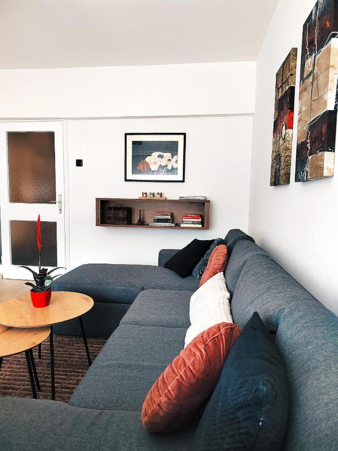 Spacious And Modern Apartment In Town Center كونييتش المظهر الخارجي الصورة